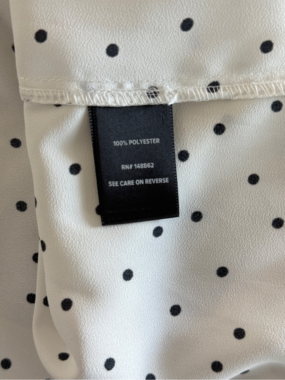 Torrid Blouse Harper Georgette Pullover Flutter Sleeve, Scribble Dot White NWOT - Picture 5 of 7